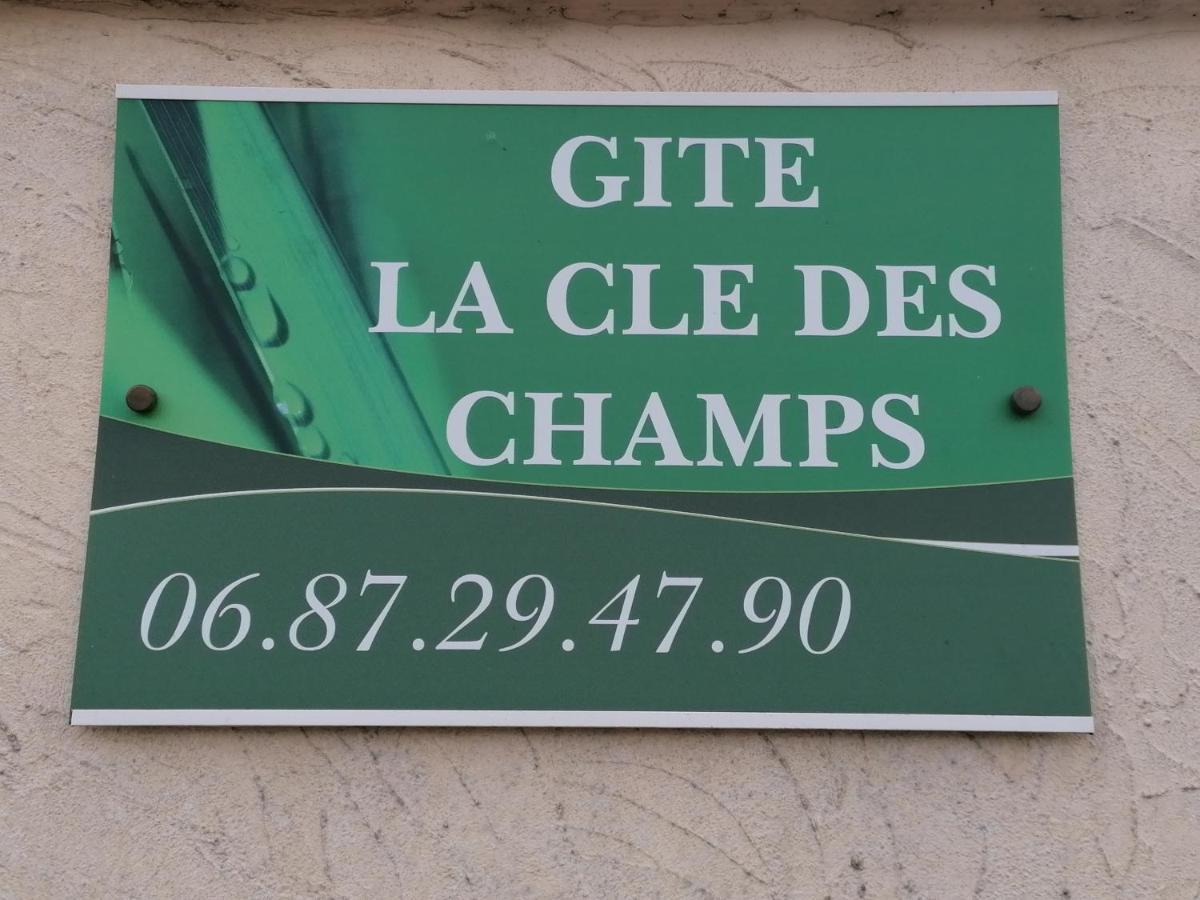 La Cle Des Champs Vila Longueval Exterior foto