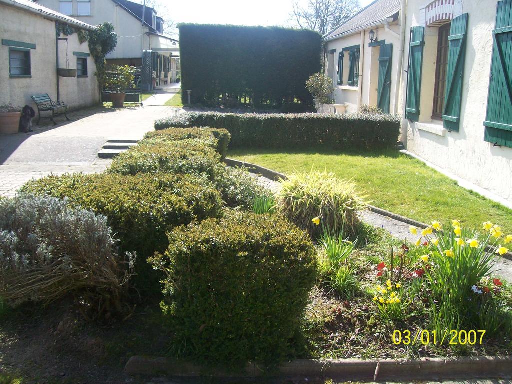 La Cle Des Champs Vila Longueval Exterior foto