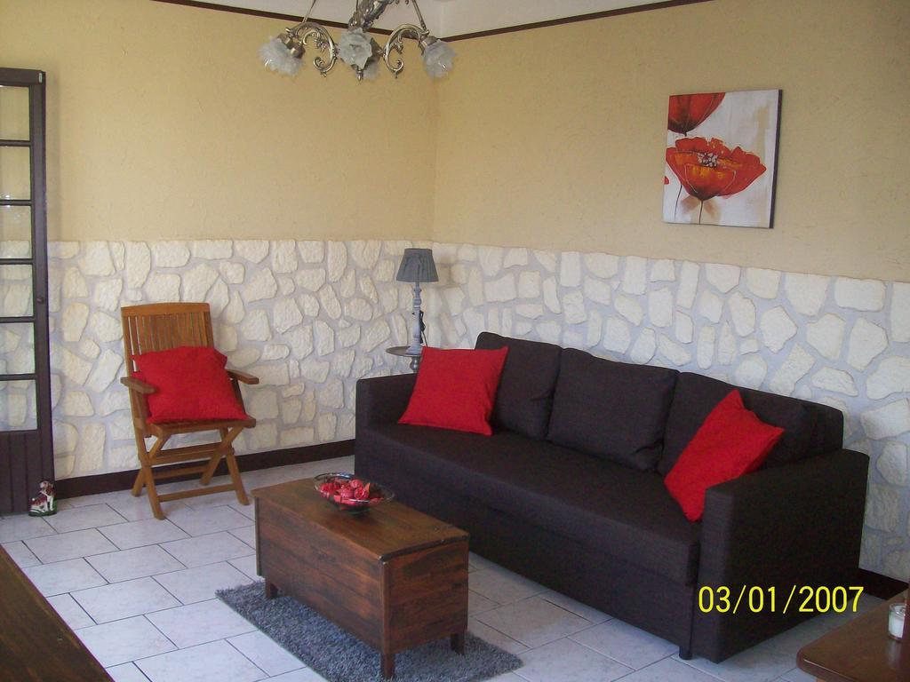 La Cle Des Champs Vila Longueval Exterior foto